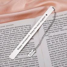 Load image into Gallery viewer, Happy Retirement Gifts for Women Men 2022 Retirement Appreciation Bookmark with Chain for Coworker Leaving Retired Boss Office Colleagues Nurse Teacher Retirement Gifts for Retiree Book Lovers Friends