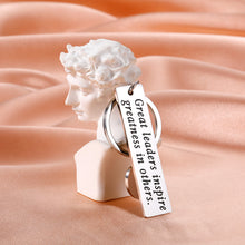 Load image into Gallery viewer, Employee Appreciation Leader Boss Christmas Gifts for Men Women Thank You Coworker Leaving Gifts for Boss Lady Supervisor Mentor from Colleague Leadership Keychain Birthday Retirement Farewell Gift