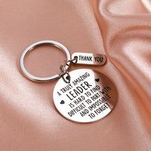 Load image into Gallery viewer, Team Leader Thank You Boss Gifts Keychain for Men Women Supervisor Boss Day Leaving Goodbye Farewell Gifts for Manager Mentor Coach Promotion New Job Retirement Leadership Employee Appreciation Gifts