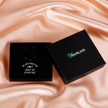 Load image into Gallery viewer, Funny Keychain for Son Daughter Christmas Birthday Gifts for Teens Boys Girls from Mom Don’t do Stupid Keychain Stocking Stuffer Valentines Gag Gifts for Him Her Graduation Holiday Gift for Teenagers