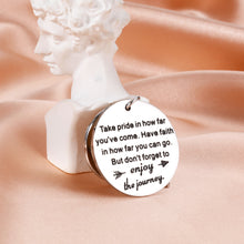 Load image into Gallery viewer, Inspirational 2022 Graduation Gifts Keychain for Boys Girls Senior Grads Gifts for Nurse College High School Graduates Motivational Gift for University Medical Students Friends Son Daughter Graduation