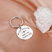 Load image into Gallery viewer, Funny Christmas Gifts for Teens Son Daughter Don’t Do Stupid Keychain for Boys Girls Kids Birthday Graduation Valentines Gifts for Teenagers Humor Gag Stocking Stuffers Gifts for Him Her from Mom Dad