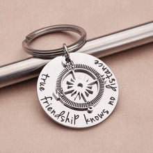 Load image into Gallery viewer, Tritiara Best Friend Gift Keychain for Women Men Teen Girls True Friendship Knows No Distance Long Distance Friendship Going Away Compass Gifts Keyring Jewelry Birthday Wedding