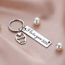 Load image into Gallery viewer, Tritiara I Love You 3000 Keychain Gift for Daughter Son Dad Mom Gifts Anniversary Keychain for Husband Wife Birthday for Her Him Women Men