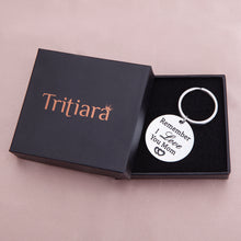 Load image into Gallery viewer, Mothers Day Gift Keychain for Mom Mother in Law Stepmother Grandmother from Daughter Son Kids Child Bride- Remember I Love You Mom- Birthday Wedding Chrismas Jewelry Present