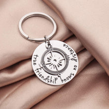 Load image into Gallery viewer, Tritiara Best Friend Gift Keychain for Women Men Teen Girls True Friendship Knows No Distance Long Distance Friendship Going Away Compass Gifts Keyring Jewelry Birthday Wedding
