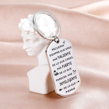 Load image into Gallery viewer, Llavero Inspirador Inspirational Graduation Keychain for Class 2021 Gift for Women Men Teen Girls BoysHim Her Friends Recuerda Siempre que eres más valiente de lo que Crees -Birthday for Men Teens
