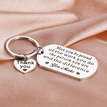 Load image into Gallery viewer, Boss Day Gifts for Women Men Employee Appreciation Gifts Keychain for Colleague Staff Coworker Leaving Going Away Gifts for Leader Coach Boss Lady Farewell Thank You Gifts for Nurse Teacher Retirement
